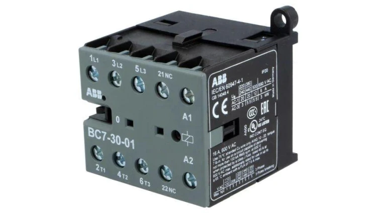 BC7-30-01-01 Stycznik: 3-biegunowy NO x3 Styki pomocnicze: NC 24VDC 7A BC7
