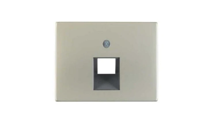 K.5 Element centralny do gniazda UAE RJ11 RJ12 RJ45 kat.3, 5e, 6 45st stal szlachetna nierdzewna 14077004