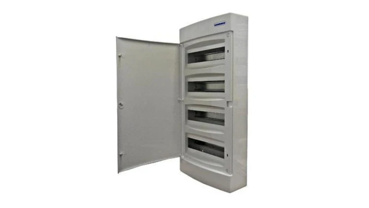 Obudowa natynkowa z tworzywa 4x12 IP40 drzwi białe N+PE