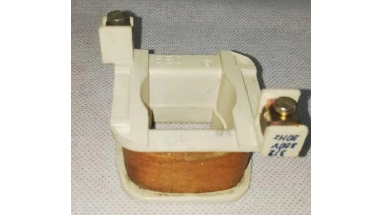 Cewka stycznika ID-3 (220V)