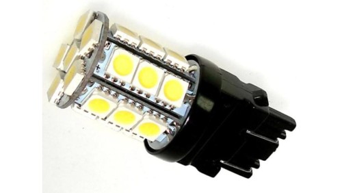 Żarówka T20 3157 5050*24 12V 3,0W CW -