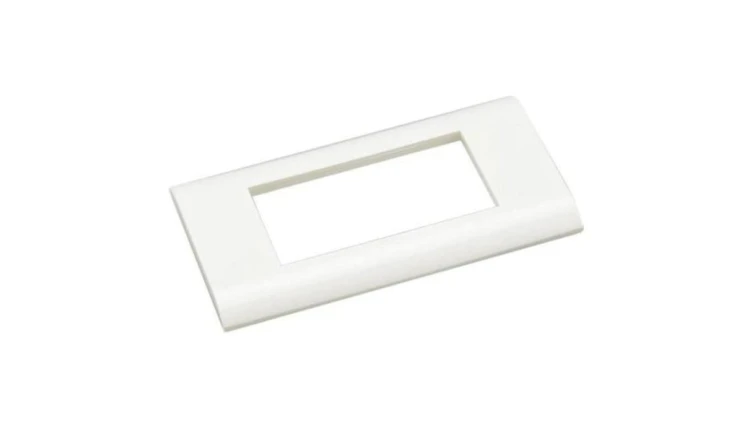 Ramka montażowa 4M 90x45 biała na moduły Mediabox