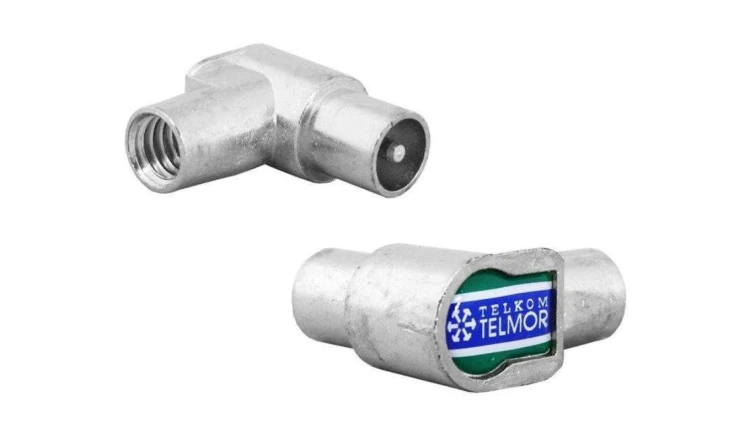 Wtyk antenowy IEC nakręcany WKW-506 kątowy ekranowany