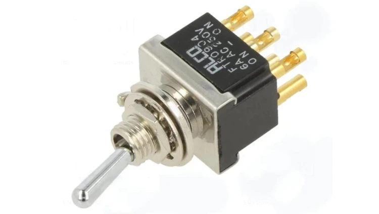 4-6437630-4 Przełącznik: dźwigniowy Poz: 2 DPDT ON-(ON) 6A/250VAC -20÷70C