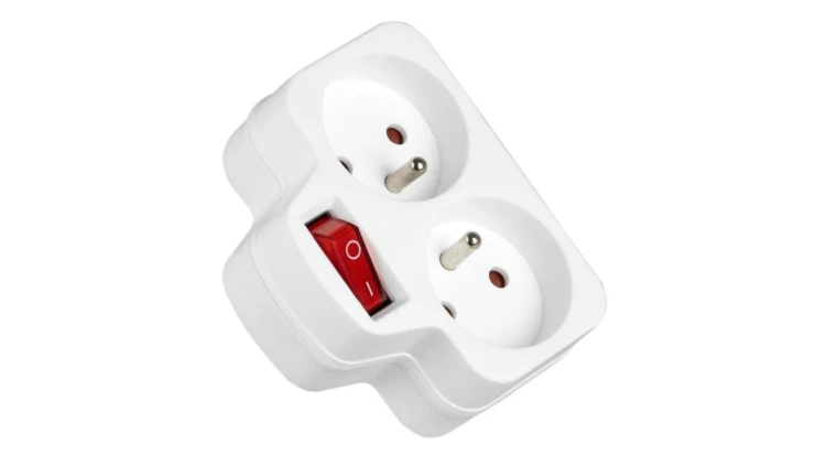 Rozgałęźnik sieciowy 2x 2P+0 + wyłącznik 3500W 230V VA0136 VAYOX