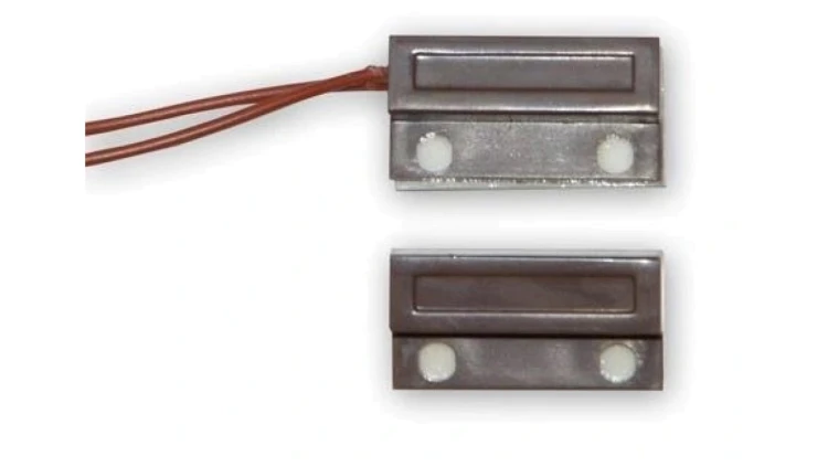 Kontaktron nawierzchniowy, 25mm, nc, brązowy, plastikowy MV-P12 B brązowy