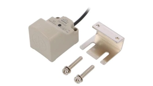 PSN40-20AC Czujnik indukcyjny 0÷20mm 2-przewodowy NC Uzas: 100÷240VAC