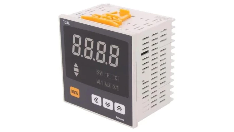 TC4L-14R Moduł: regulator temperatury SPST-NO OUT 2: SSR OUT 3: alarmowe