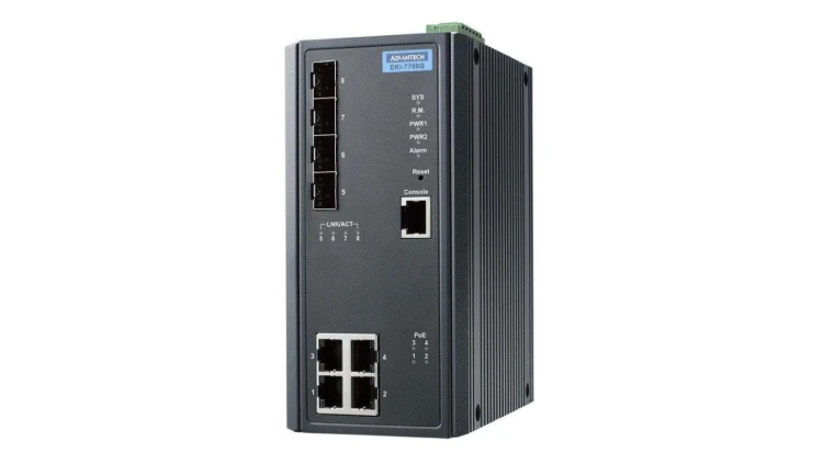 Zarządzalny switch gigabitowyPoE - 4 porty FE PoE/PoE+, 4 porty SFP EKI-7708G-4FPI-AE
