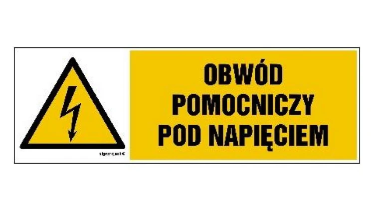 ZNAK - HB010 Obwód pomocniczy pod napięciem 15 x 5 cm FN - Folia samoprzylepna