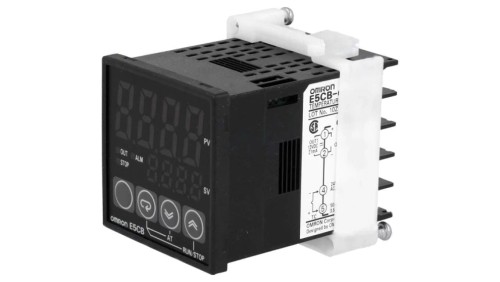 E5CB-Q1TCD Moduł typu regulator temperatury z wyjściami typu SSR i SPST-NO, montowany na panel