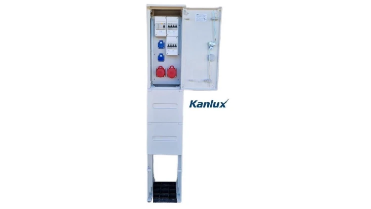 ROZDZIELNICA BUDOWLANA NA FUNDAMENCIE (2X2P+Z, 1X16A/5P, 1X32A/5P) KANLUX RB26x60-K40-00112W-F0-KANLUX