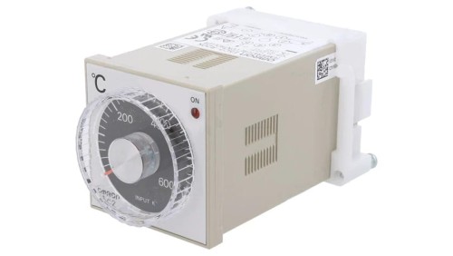 E5C2-R20K0600-230 Moduł typu regulator temperatury z wyjściem typu SPDT, montowany na podstawkę