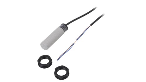 CR18-8AO Czujnik pojemnościowy o zasięgu 0...8mm, 2-przewodowy NO, 85...264VAC, M18
