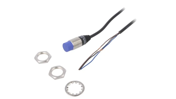 PRD18-14DP Czujnik indukcyjny o zasięgu 0...14mm, PNP / NO, 10...30VDC, M18, IP67