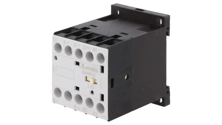 11BG0901D012 Stycznik: 3-biegunowy NO x3 Styki pomocnicze: NC 12VDC