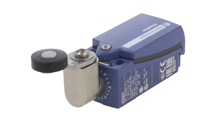 XCKD2118P16 Wyłącznik krańcowy dźwignia R 33mm, rolka z tworzywa Ø19mm
