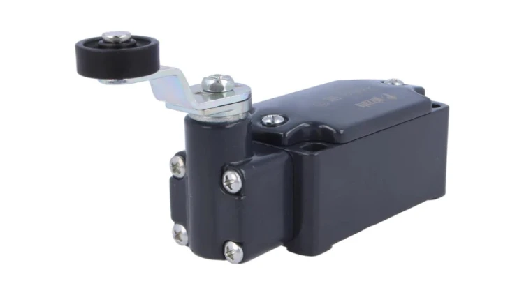 FD557 Wyłącznik krańcowy dźwignia R 43mm, rolka z tworzywa Ø20mm