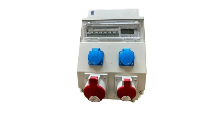 Rozdzielnica elektryczna CEE 32A 16A 2x 230V z bezpiecznikami HAGER / licznik prądu 96H-2