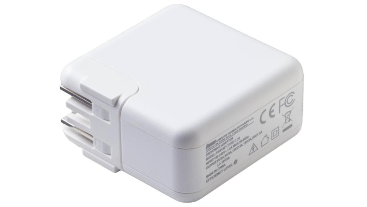 Zasilacz wtyczkowy ładowarka USB-C 30W 5V/3A, 9V/3A, 12V/2.5A, 15V/2A, 20V/1.5A biały wielowtyczkowy