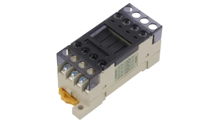G6D-F4B-DC24 Przekaźnik: elektromagnetyczny SPST-NO x4 Ucewki: 24VDC 5A