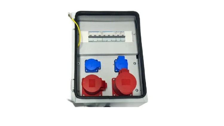IP54 CEE 32A 16A 2X230V Metalowa rozdzielnica ścienna z bezpiecznikami HAGER 94H-3