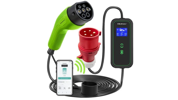 Qoltec Mobilna ładowarka do samochodu elektrycznego EV z regulacją 2w1 Typ2 7kW 230V CEE 3 PIN Wi-fi LCD Przenośna Wallbox 5m