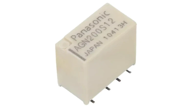AGN200S12 Przekaźnik elektromagnetyczny DPDT Ucewki 12VDC 1A 1A/30VDC