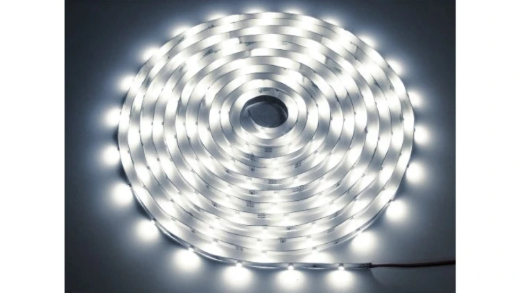 Taśma LED Premium 24V 2835 240d/m 50m 6000k IP20
