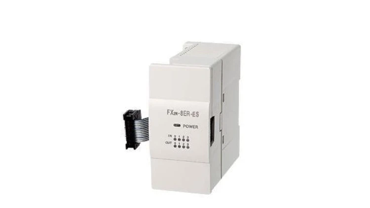 Rozszerzenie FX2N- 8ER-ES-UL ( 4 wej. 24V DC, 4 wyj. przek. )