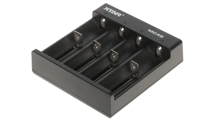 ŁADOWARKA BAT-RECHARGE/MC4S XTAR