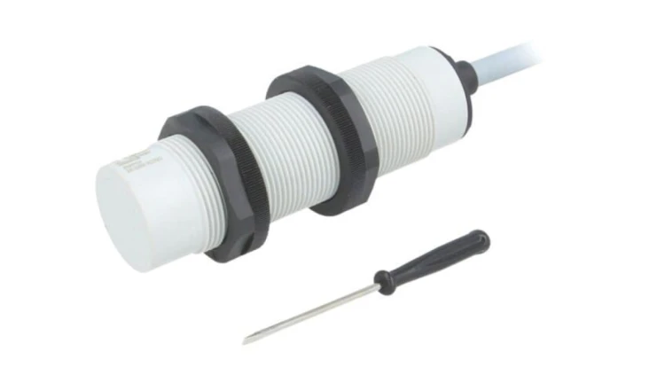 CA30CLN12MV10M Czujnik pojemnościowy, Zasięg: 4÷12mm, 24÷230VAC, Output: SPDT, 0,5s