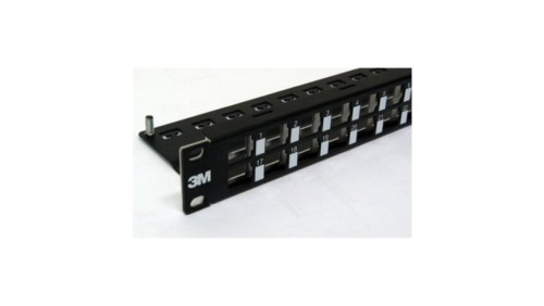 3M Panel Classic 32xRJ45 do złącz K6 lub K5E, niewyposażony, 1U, czarny