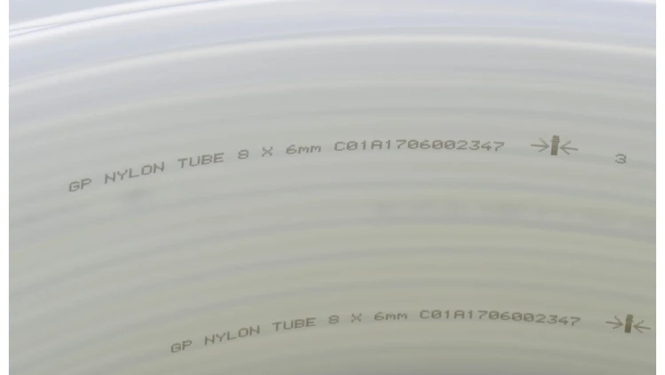 Przewód pneumatyczny PA poliamidowy kalibrowany, fi 8x6 mm, biały (krążek 100 m)