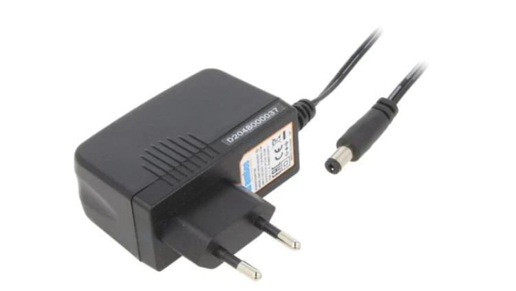 AMA12ER4-050200Y Zasilacz impulsowy, sieciowy,wtykowy, 5VDC, 2A, 10W, Wyj: 5,5/2,1
