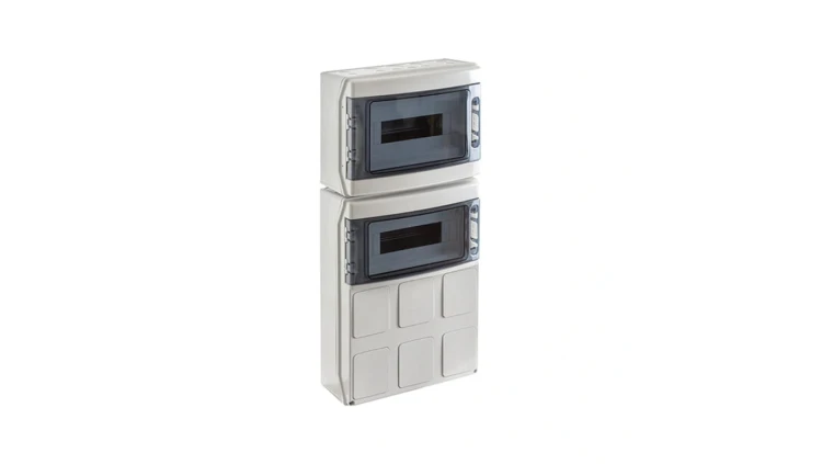 IP65 Rozdzielnica budowlana 2x12 STAR (1500V DC) z otworami na gniazda przemysłowe