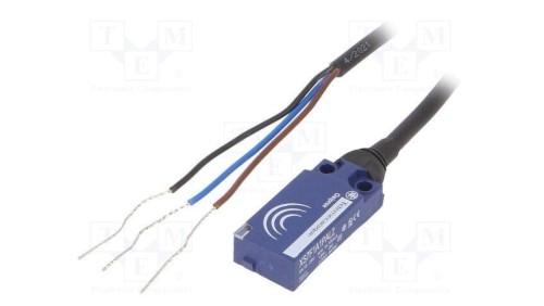 XS7F1A1PAL2 Czujnik indukcyjny, 0÷5mm, PNP / NO, Uzas: 12÷24VDC, 100mA, 2m