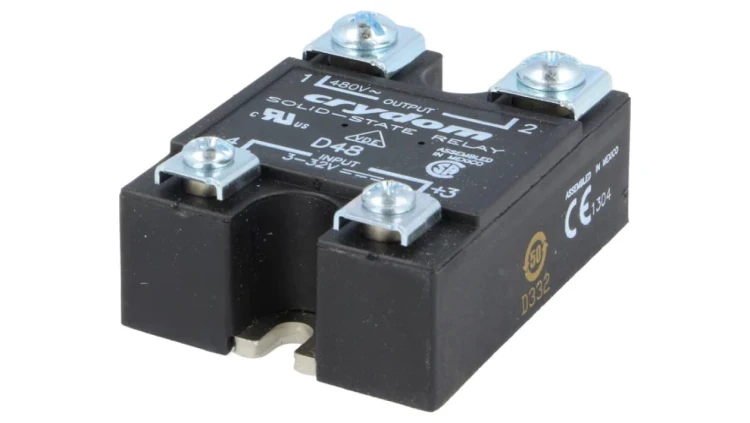 D4825 Przekaźnik półprzewodnikowy Uster: 4...32VDC 25A 48...530VAC IP00