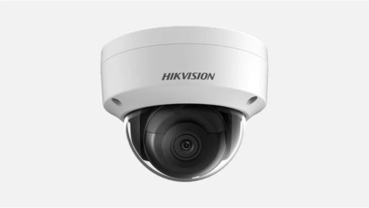 Kamera IP Hikvision kopułkaj. Rozdzielczość 8MP. Zasięg IR do 30m. Slot na kartę do 128GB. Wej/wy...