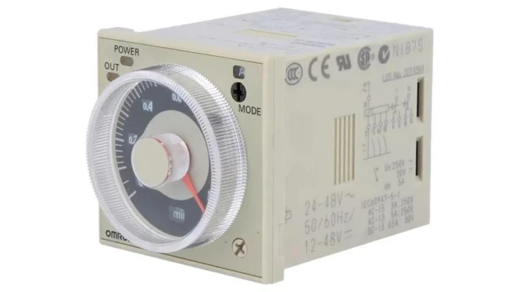 H3CR-A24AC/DC Przekaźnik czasowy 0,05s÷300h DPDT 250VAC/5A Uzas: 24÷48VAC
