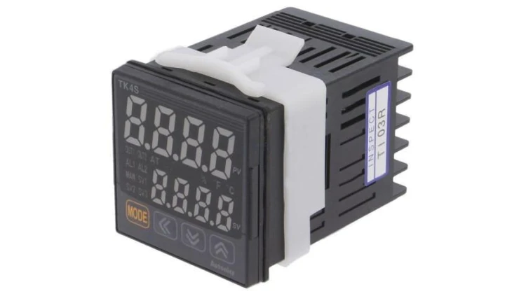 TK4S-14CN Moduł regulator temperatury rodzaje wyjść analogowe SSR alarmowe SPST-NO na panel TK4S IP65