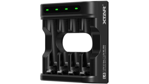 Ładowarka do akumulatorów R03 / AAA oraz R6 / AA Li-ion 1,5V / NiMH Xtar L4