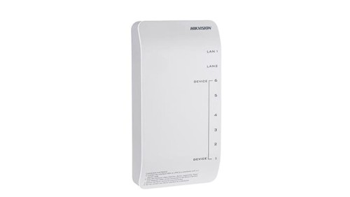 8 interfejsów RJ-45,posiada 6 adaptacyjnych interfejsów 10/100 Mbps LAN oraz 2 adaptacyjne inter...