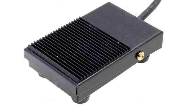 Wyłącznik nożny CFS-1