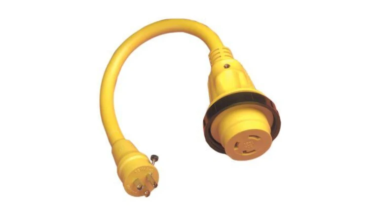 Marinco 104SPP.OEM – Adapter pigtail 30A 125V na 15A 125V