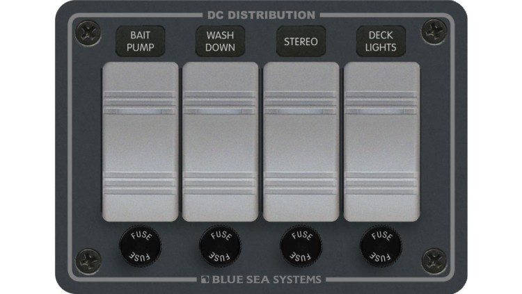 Panel wodoodporny Blue Sea Contura 12V DC, 4-pozycyjny