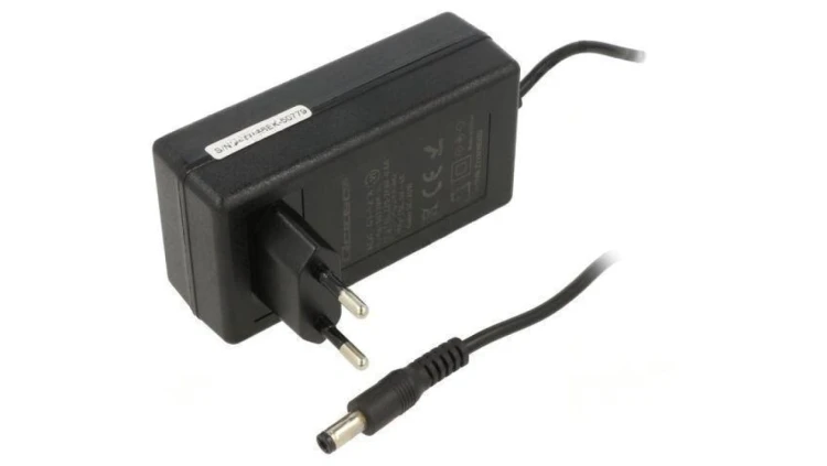 ZSI-50779 Zasilacz impulsowy: sieciowy, wtykowy, 5VDC, 4A, 20W
