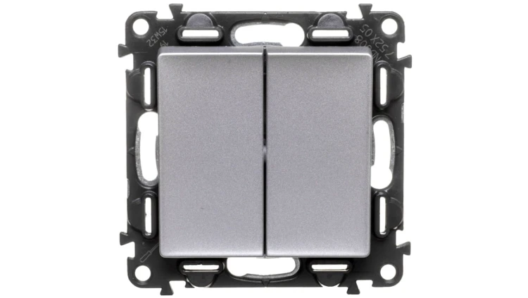 VALENA LIFE Łącznik świecznikowy aluminium 752305