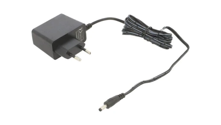 Zasilacz impulsowy sieciowy wtykowy 5VDC 3A 15W E18-1505-401