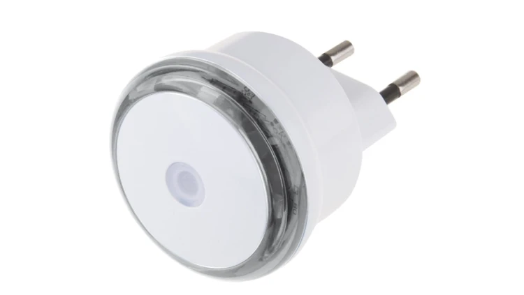 Lampka nocna wtykowa LED z czujnikiem zmierzchowym biała P3306